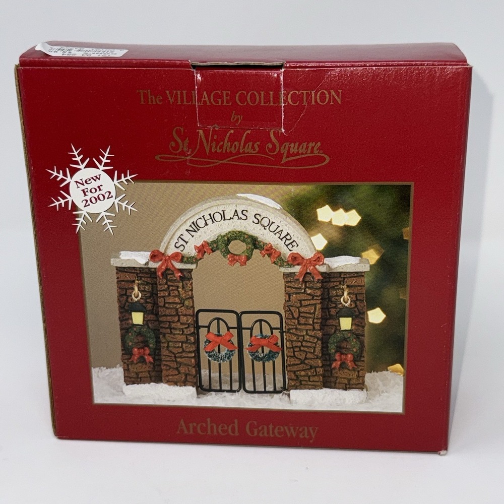 RETRO 2002 ST.NICHOLAS SQUARE "ARCHED GATE" ACCESSORY
